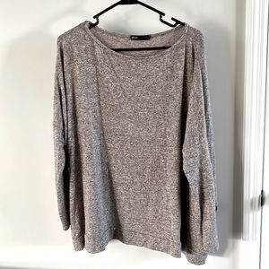 Gibson sweater size medium